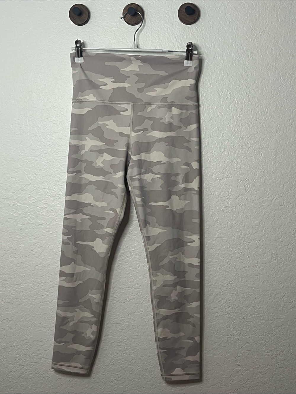 Athleta Kids Camo High-Rise Leggings - Taupe & Cream
